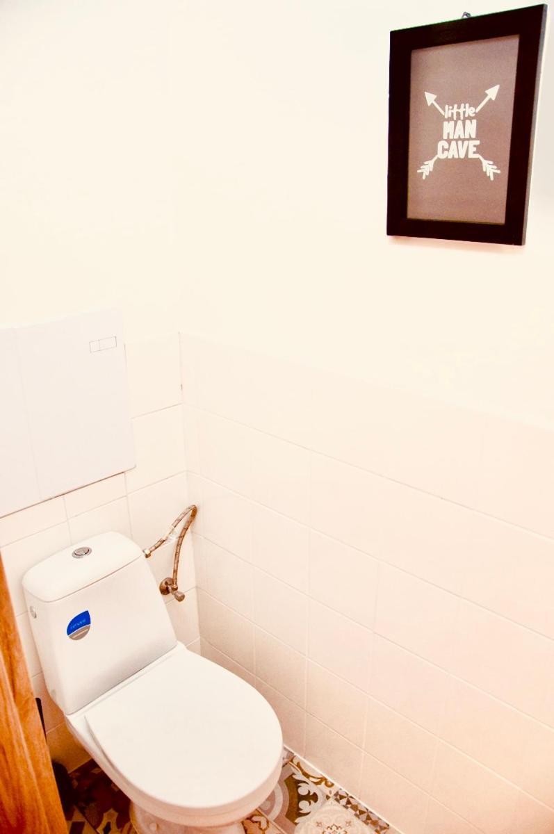 Zarohem 2 Bedrooms In Center With Balcony Brno